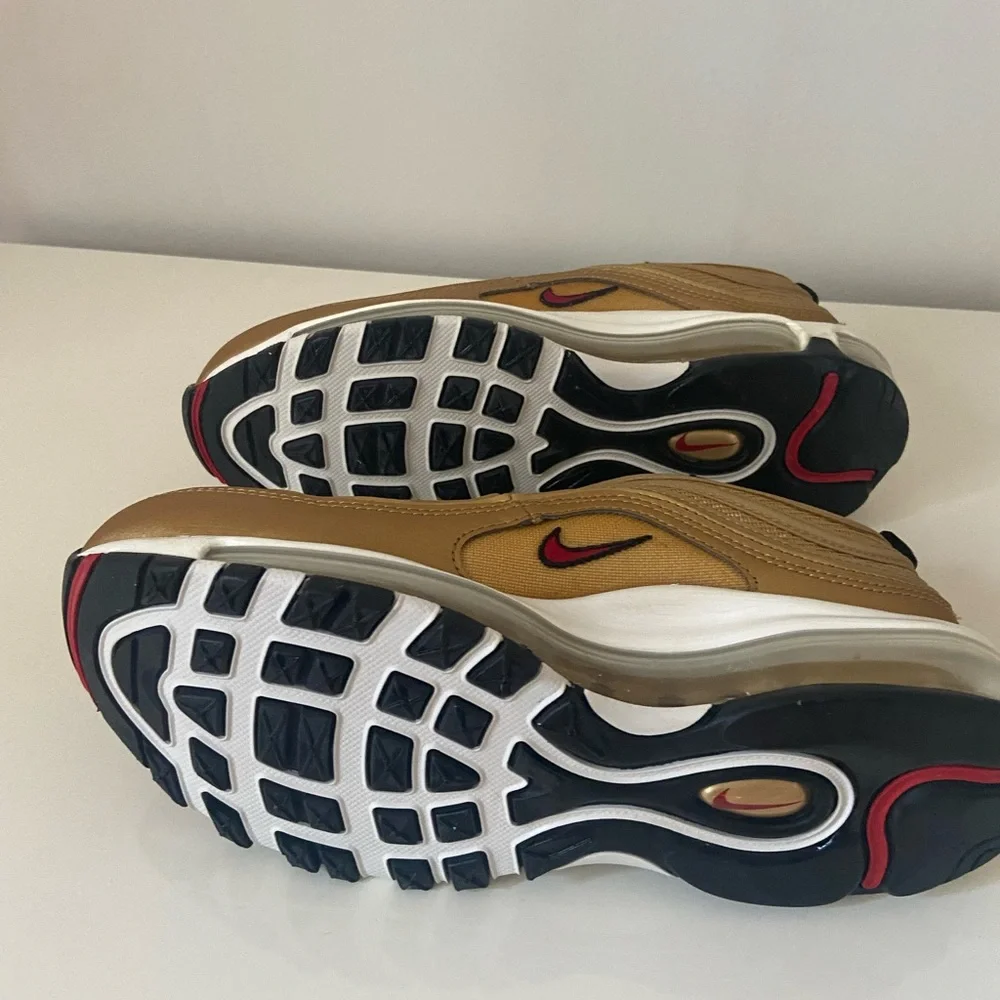 Nike manufacture shoes any